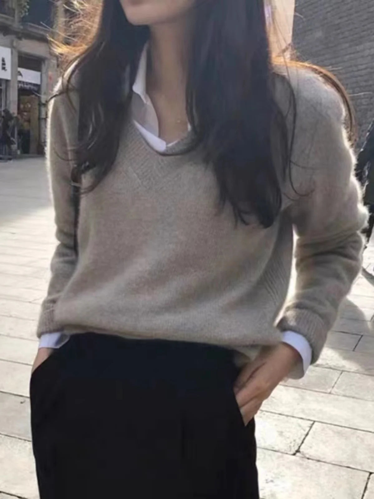 Women's V-Neck Knitted Sweater Spring Autumn Inner Wear Retro Japanese Style 2026 New Loose Fit Long Sleeve Top