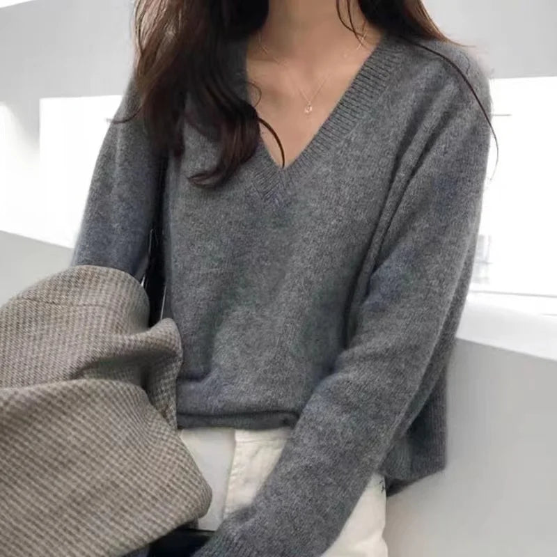 Women's V-Neck Knitted Sweater Spring Autumn Inner Wear Retro Japanese Style 2026 New Loose Fit Long Sleeve Top