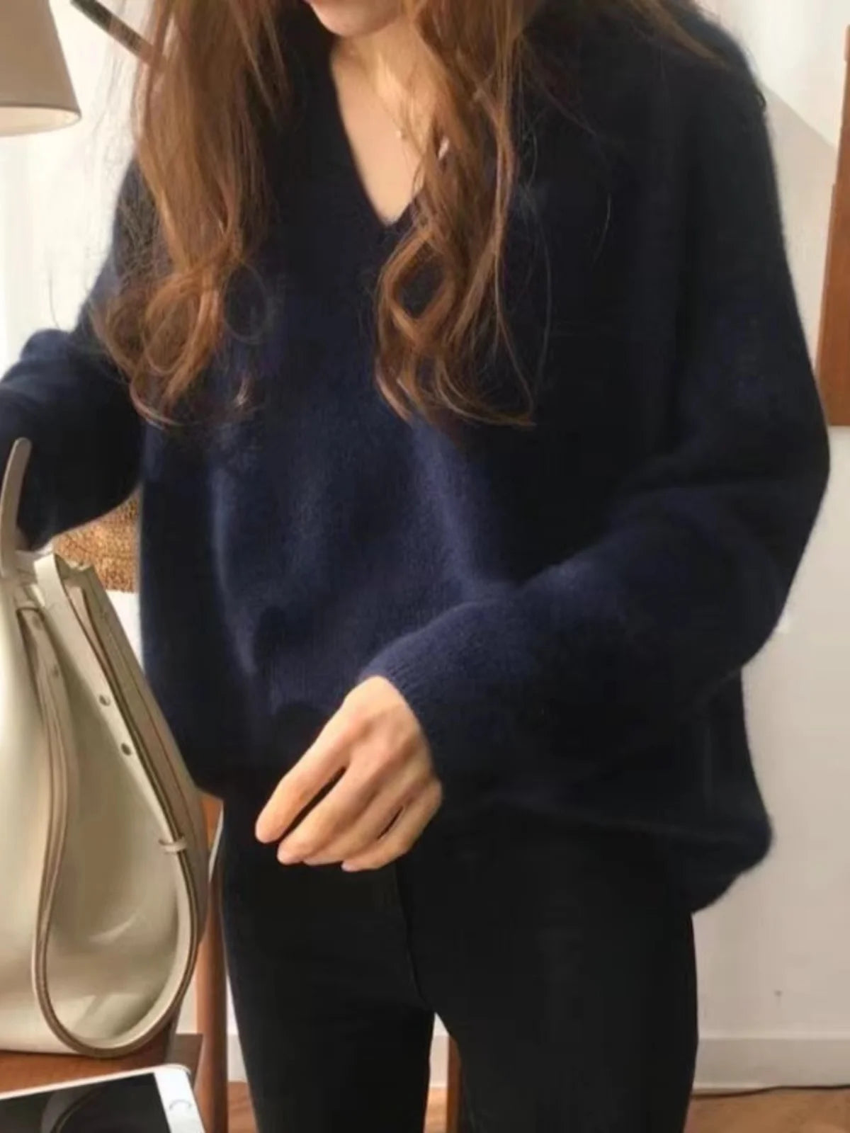 Women's V-Neck Knitted Sweater Spring Autumn Inner Wear Retro Japanese Style 2026 New Loose Fit Long Sleeve Top